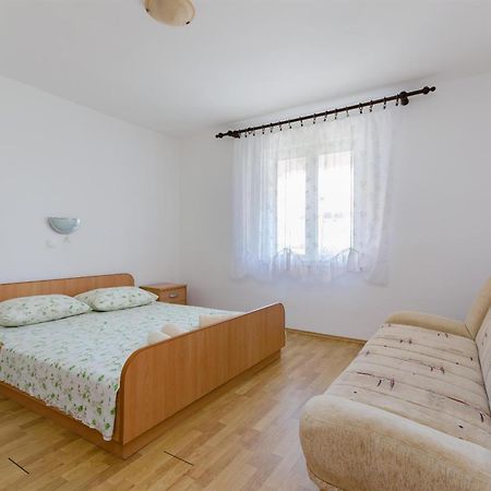 Apartments Ester 洛帕 外观 照片